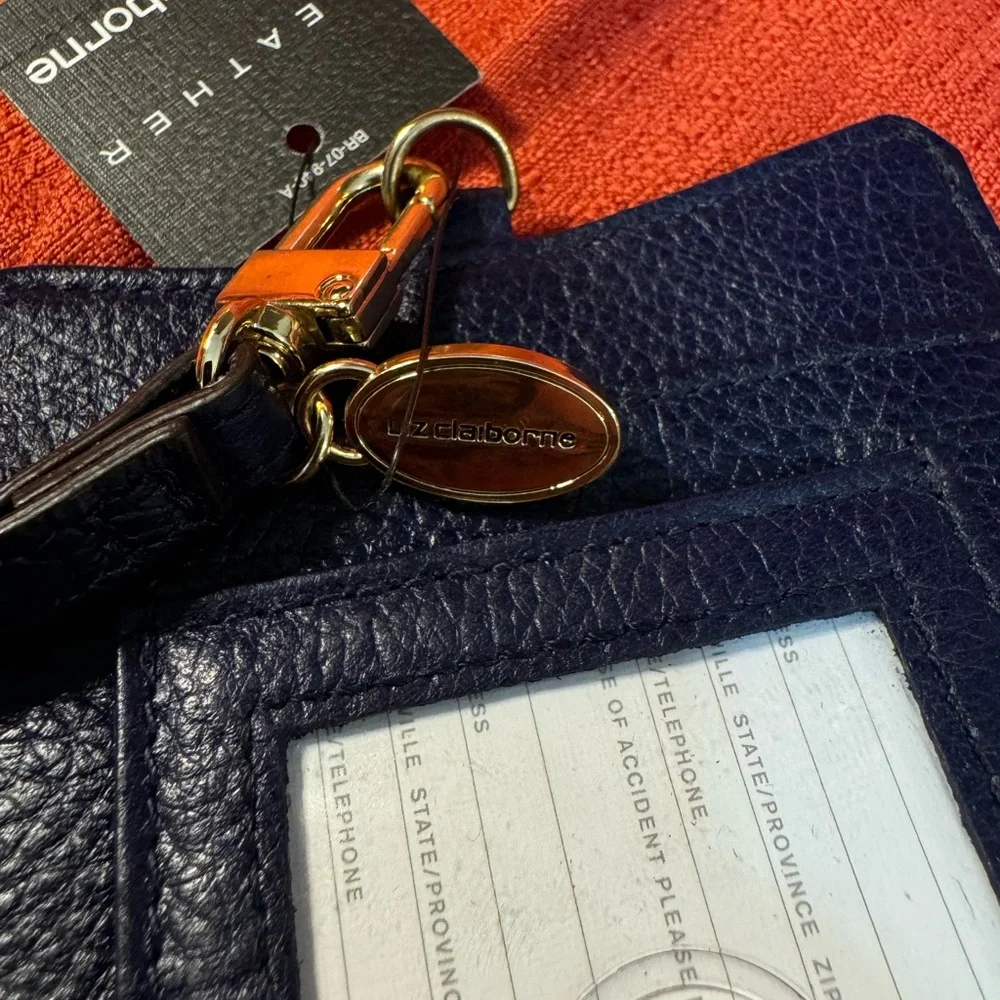 LIZ‎ CLAIBORNE Navy Leather Wristlet, NWT
